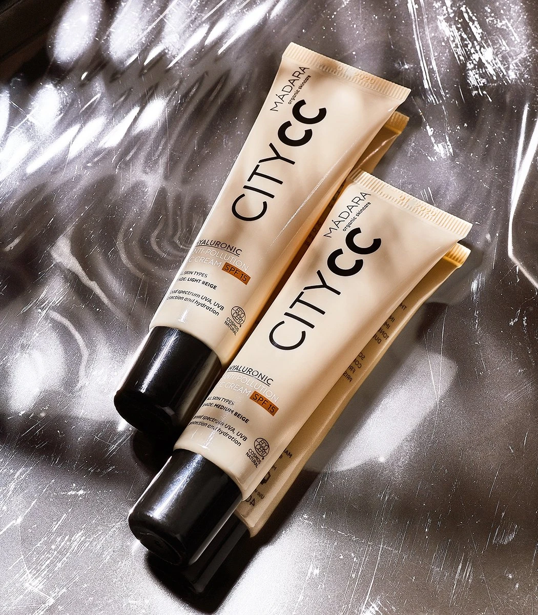 MÁDARA Anti-Pollution CC Cream SPF15 Medium Beige 40ml - Hyaluronzuur -UVA/UVB 6 MÁDARA Anti-Pollution CC Cream SPF15 Medium Beige 40ml - Hyaluronzuur -UVA/UVB - Afbeelding 4