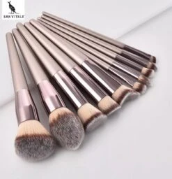 San Vitale® - Luxe Professionele Make Up Kwasten Set - Make Up Brush - Vegan Penselen - Inclusief Pouch - Make Up Pouch Met 10-delig Penselen Set - Champagne/goud -Beroemde Cosmetica Winkel 1160x1200 12