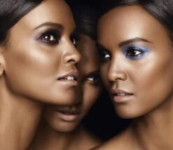 L’Oréal Paris Color Riche L'Ombre Pure Mono - 306 Place Vendome - Grey- Oogschaduw -Beroemde Cosmetica Winkel 1200x1045 5