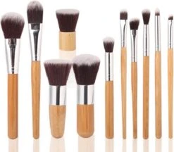 10-delig Bamboe Make-up Geschenkset- Make-up Kwasten - Make Up Brush- Poederkwast -Make Up Penselen Set -Foundation Kwast- Poeder Kwast- Concealer Brush- Lip Brush -Beroemde Cosmetica Winkel 1200x1049 2