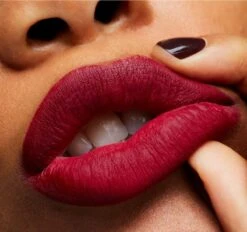 MAC Cosmetics Matte Lippenstift - D For Danger -Beroemde Cosmetica Winkel 1200x1125 9