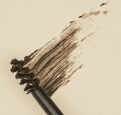 Rimmel London Wonder'full 24 Hour Brow Mascara - Wenkbrauwgel - 003 Dark Brown 17 Rimmel London Wonder'full 24 Hour Brow Mascara - Wenkbrauwgel - 003 Dark Brown -Beroemde Cosmetica Winkel 1200x1138 8