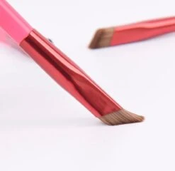 Kopari Wenkbrauwborstel - Wenkbrauw Borstel - Make-up - Vierkant - Borstel - TikTok - Wenkbrauw - Trend - Schuin -Beroemde Cosmetica Winkel 1200x1168 5