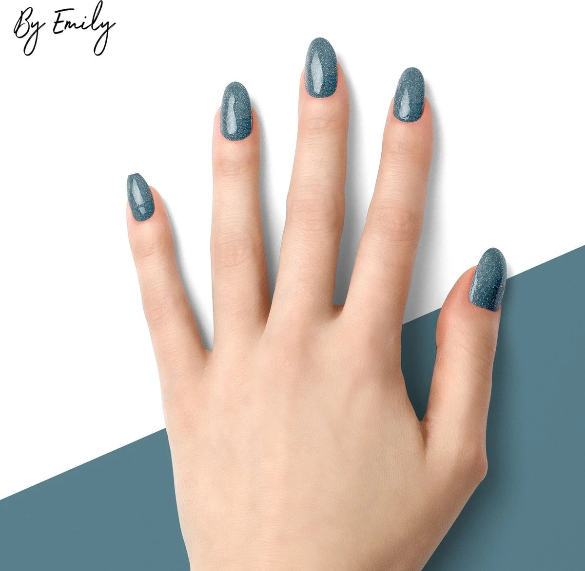 By Emily - Nagel Wrap - Sparkly Turquoise | 14 Stickers | Nail Wrap | Nail Art | Trendy | Design | Nagellakvrij | Eenvoudig | Nagel Wrap | Nagel Stickers | Folie | Zelfklevend | Sjablonen 8 By Emily - Nagel Wrap - Sparkly Turquoise | 14 Stickers | Nail Wrap | Nail Art | Trendy | Design | Nagellakvrij | Eenvoudig | Nagel Wrap | Nagel Stickers | Folie | Zelfklevend | Sjablonen - Afbeelding 6