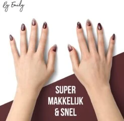 By Emily - Nagel Wrap - Star Struck | 14 Stickers | Nail Wrap | Nail Art | Trendy | Design | Nagellakvrij | Eenvoudig | Nagel Wrap | Nagel Stickers | Folie | Zelfklevend | Sjablonen -Beroemde Cosmetica Winkel 1200x1173 5