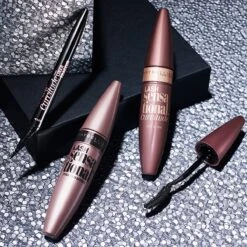 Maybelline Lash Sensational Volume Mascara - Very Black - Zwart -Beroemde Cosmetica Winkel 1200x1198 43