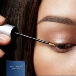 Revitalash Advanced Eyelash Conditioner - Wimperserum - 2 Ml 10 Revitalash Advanced Eyelash Conditioner - Wimperserum - 2 Ml -Beroemde Cosmetica Winkel 1200x1200 1010