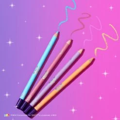 Makeup Revolution X Bratz Kohl Liner Set - Eyeliner/Oogpotlood Set - Pastel Lila, Roze, Oranje & Blauw 10 Makeup Revolution X Bratz Kohl Liner Set - Eyeliner/Oogpotlood Set - Pastel Lila, Roze, Oranje & Blauw -Beroemde Cosmetica Winkel 1200x1200 1140