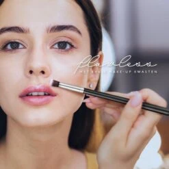 Evvie Set Van 10 Make-up Kwasten Kabuki - Zwart-Zilver -Beroemde Cosmetica Winkel 1200x1200 1437