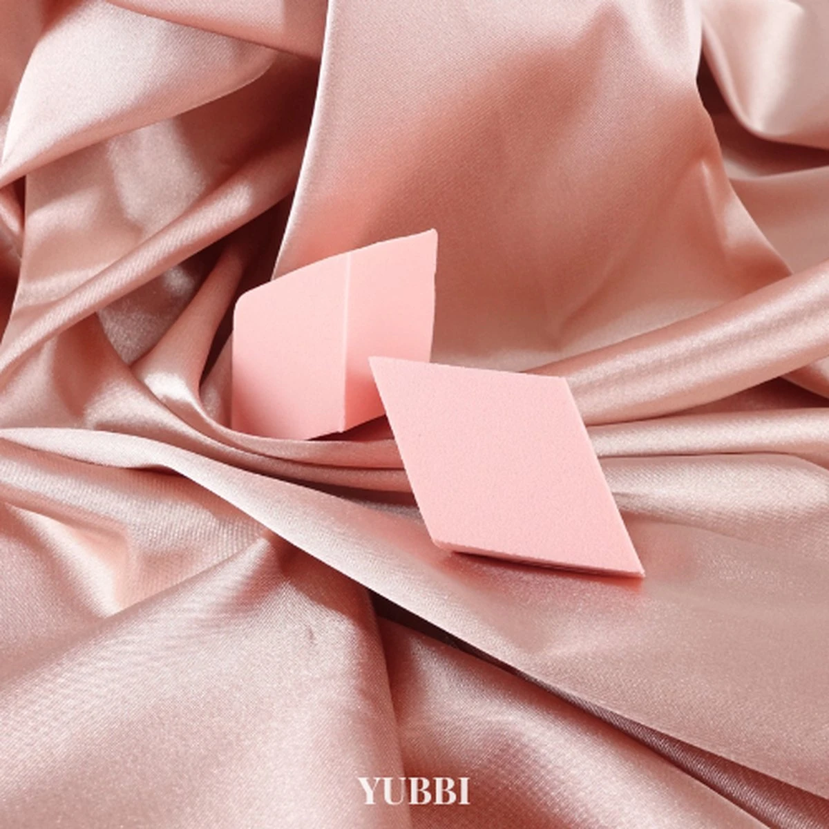 YUBBI Professional Beauty Blender Set - Make Up Spons - Foundation Applicator - Poederspons - 15 Stuks 15 YUBBI Professional Beauty Blender Set - Make Up Spons - Foundation Applicator - Poederspons - 15 Stuks - Afbeelding 13