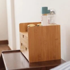 Merkloos Decopatent® Luxe Make-up Organizer Met 3 Lades - Cosmetica Organizer Make Up Met Schuiflade Bamboe Hout - Cosmeticahouder - Toren -Beroemde Cosmetica Winkel 1200x1200 1680