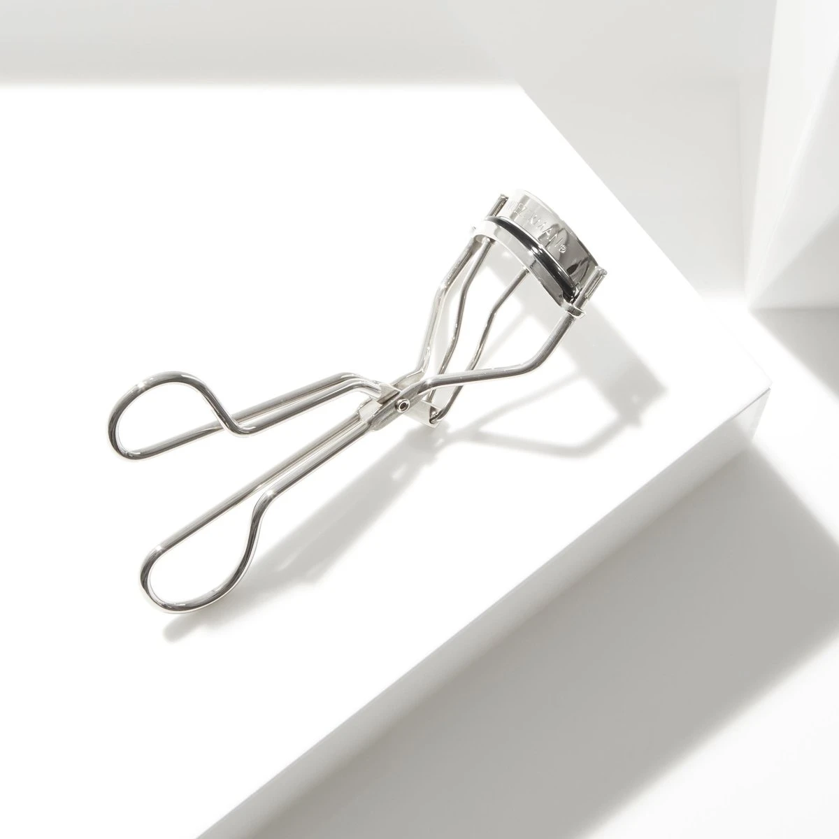 Tweezerman Classic Lash Curler - Wimperkruller 6 Tweezerman Classic Lash Curler - Wimperkruller - Afbeelding 4