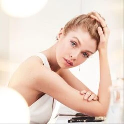 Max Factor Healthy Skin Harmony Foundation - 85 Caramel 23 Max Factor Healthy Skin Harmony Foundation - 85 Caramel -Beroemde Cosmetica Winkel 1200x1200 623