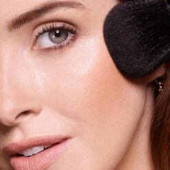 Max Factor Facefinity Matte Powder Bronzer - 001 Light Bronze -Beroemde Cosmetica Winkel 1200x1200 711