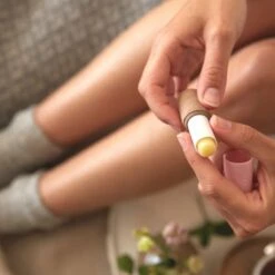 Kneipp Lippenbalsem - Sensitive Care -Beroemde Cosmetica Winkel 1200x1200 891