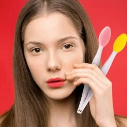 Merkloos Lip Scrub Borstel Set 4-delig - Mee Eters Verwijderen – Gezichtsreiniger – Gezichtsborstel Blackhead Remover -Beroemde Cosmetica Winkel 1200x1200 951