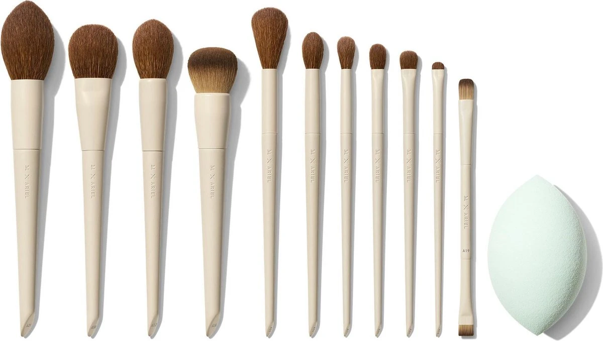 Morphe X Ariel Signature Look 12-piece Face & Eye Brush Set - Penselen Set Morphe Sets - Make-up Kwasten Set 3 Morphe X Ariel Signature Look 12-piece Face & Eye Brush Set - Penselen Set Morphe Sets - Make-up Kwasten Set