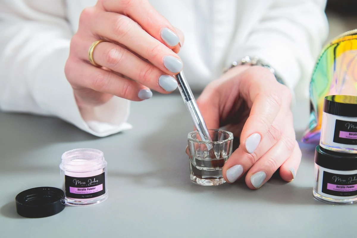 Miss Jules - Acryl Nagels Starterspakket - Wit, Roze & Transparant - Professionele Kunstnagels 5 Miss Jules - Acryl Nagels Starterspakket - Wit, Roze & Transparant - Professionele Kunstnagels - Afbeelding 3