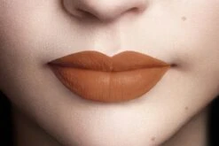 L’Oréal Paris Les Chocolats Ultra Matte Liquid Lippenstift - 860 Ginger Bomb -Beroemde Cosmetica Winkel 1200x800 13