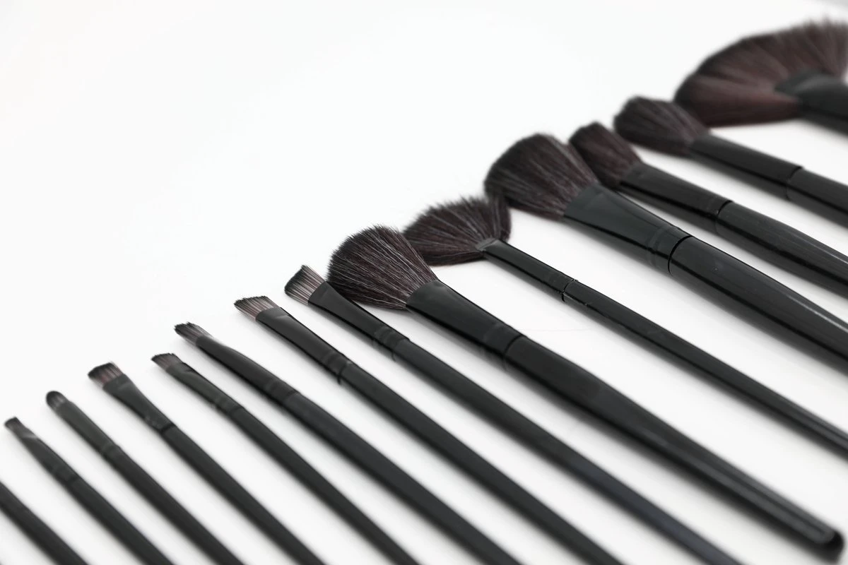 Cosmetica Visagie Make-up Kwasten Set - Professionele 24-Delige | Beauty Brush Kwasten Voor Mascara/Oogschaduw/Concealer/Foundation/Blush/Eyeliner/Highlighter/Poederkwast | Contourkwast Make-up Borstels Penselen 8 Cosmetica Visagie Make-up Kwasten Set - Professionele 24-Delige | Beauty Brush Kwasten Voor Mascara/Oogschaduw/Concealer/Foundation/Blush/Eyeliner/Highlighter/Poederkwast | Contourkwast Make-up Borstels Penselen - Afbeelding 6