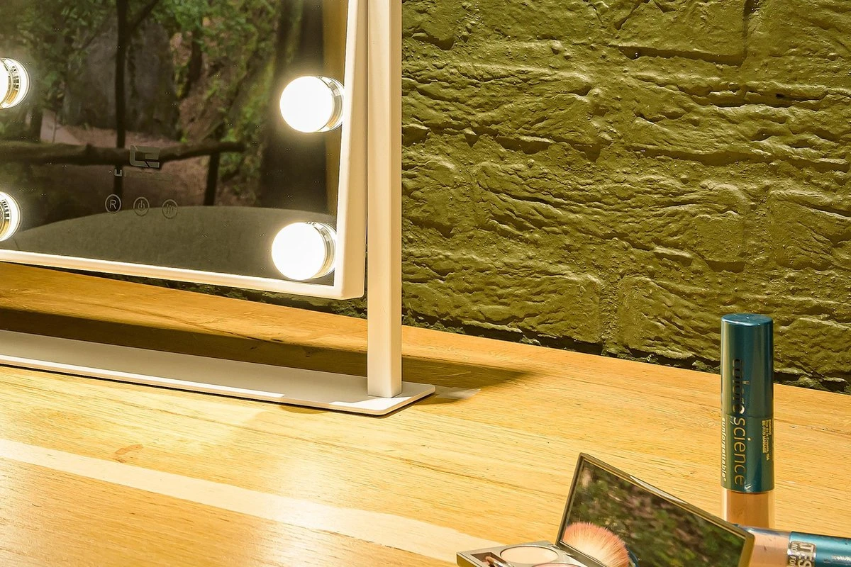 United Entertainment - Hollywood Spiegel Met 12 LEDs - 36x47,5 Cm - Wit 6 United Entertainment - Hollywood Spiegel Met 12 LEDs - 36x47,5 Cm - Wit - Afbeelding 4