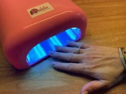 UV Lamp Gelnagels 36 Watt Met Timer – Nageldroger Voor Gel & Acryl Nagellak - Roze -Beroemde Cosmetica Winkel 1200x899 2