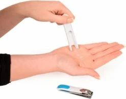 Nagelknipper -Beroemde Cosmetica Winkel 1200x948 2