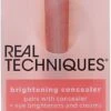 Real Techniques Brightening Concealer Brush -Beroemde Cosmetica Winkel 286x1200 5
