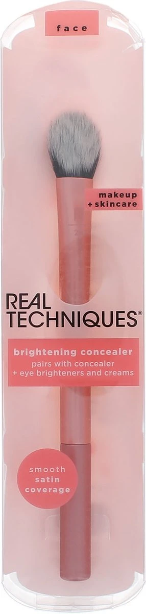 Real Techniques Brightening Concealer Brush 3 Real Techniques Brightening Concealer Brush