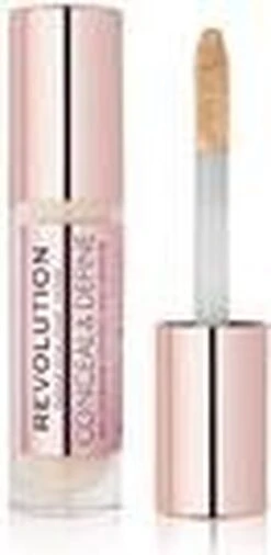 Makeup Revolution - Conceal & Define Concealer C1 -Beroemde Cosmetica Winkel 586x1200 1