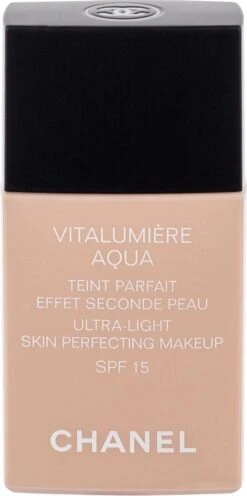 Chanel Vitalumiere Aqua Foundation - 30 Beige - SPF15 - 30 Ml
