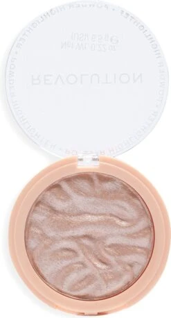 Makeup Revolution - Reloaded Dare To Divulge Highlighter - Brightener 10.0 G -Beroemde Cosmetica Winkel 647x1200 1