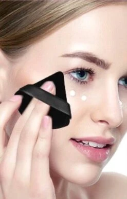 Merkloos Powder Puff Triangle - Make-up Spons - Driehoek Beautyblender - Tool - Puff Set - Puff Spons - Verpakt Per 5 11 Merkloos Powder Puff Triangle - Make-up Spons - Driehoek Beautyblender - Tool - Puff Set - Puff Spons - Verpakt Per 5 -Beroemde Cosmetica Winkel 764x1200 3