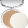 Clinique Almost Powder SPF 15 - Neutral - Make-uppoeder 1 Clinique Almost Powder SPF 15 - Neutral - Make-uppoeder -Beroemde Cosmetica Winkel 861x1200 1
