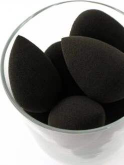 Beautyblender - Pro Single - Zwart 14 Beautyblender - Pro Single - Zwart -Beroemde Cosmetica Winkel 901x1200 2